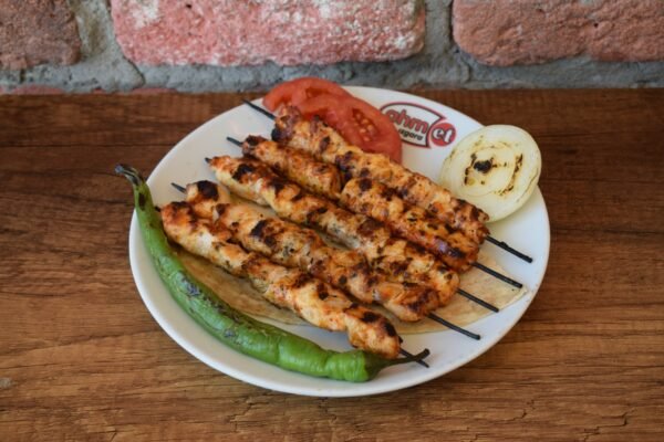 Tavuk Şiş (Porsiyon)